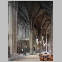 Bordeaux, photo mcid.mcah.columbia.edu, ambulatory looking southwest.png